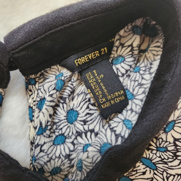 FOREVER 21 Women Floral Collared Dresse Size small - Picture 7 of 11